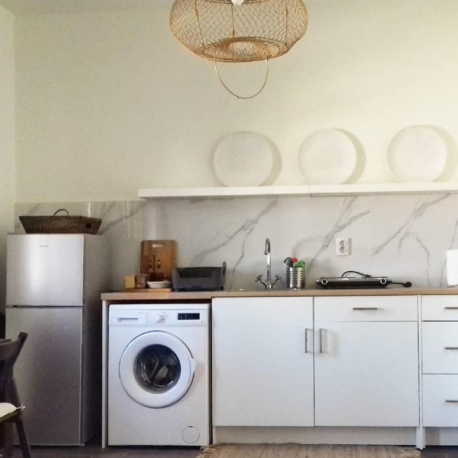 Kertoshouse Aparthotel Milatos Exteriör bild